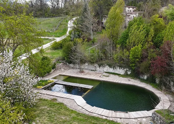 Perchée Les De Fallot - Sauna Bain-froid Piscine Naturelle Chalet