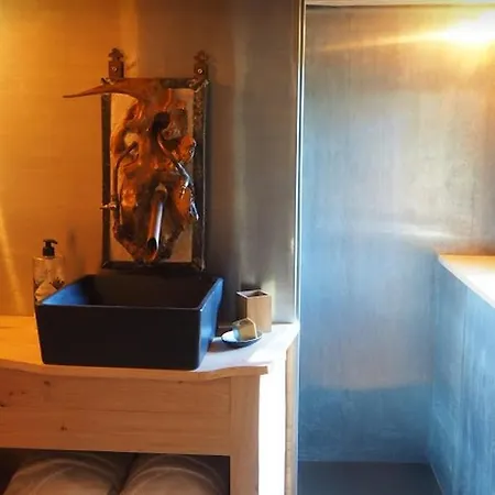 Perchee Les De Fallot - Sauna Bain-froid Piscine Naturelle Chalet L'isle-Bouzon